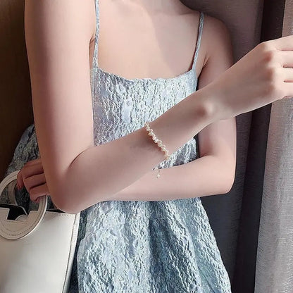 Céline perlų apyrankė - Laikui nepavaldus rafinuotumas ir elegancija